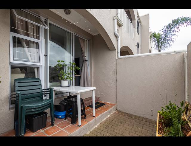 BEDROOM STUDIO APARTMENT FOR SALE IN BLOUBERG SANDS